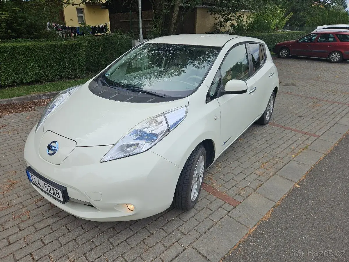 Nissan Leaf – 2013, 80 km
