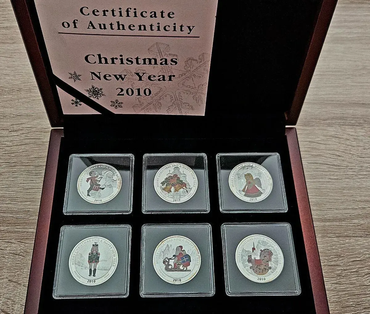 STŘÍBRNÁ MINCE 1/2OZ - KOMPLETNÍ VÁNOČNÍ KOLEKCE 2010 - CERT