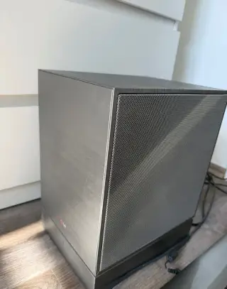 Soundbar LG 320W s bezdrátovým subwooferem + optický kabel
