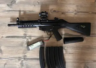 Cyma MP5 RIS