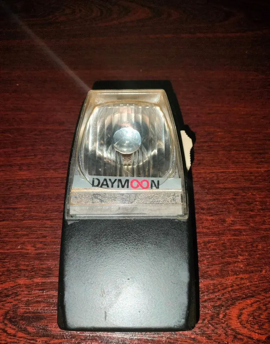 Retro Svítilna Daymoon