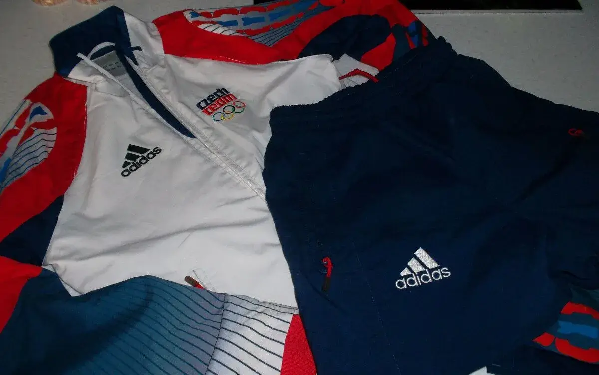 Adidas-Zimní olympijská souprava/komplet Czech Republic, XS