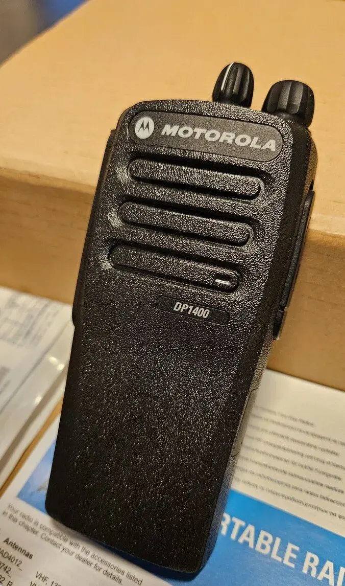 Novou vysílačku Motorola DP1400