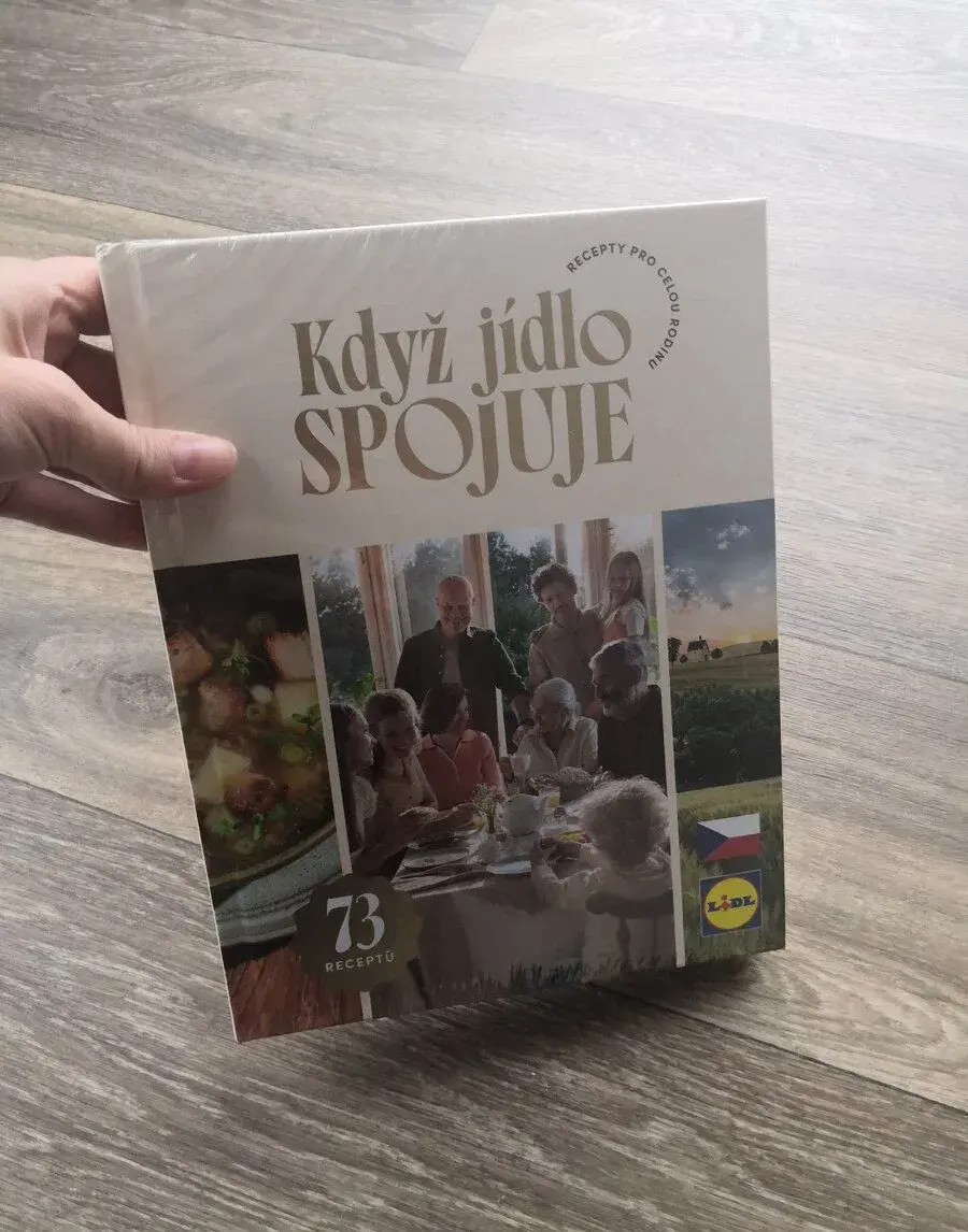 Daruji knížku Když jídlo spojuje
