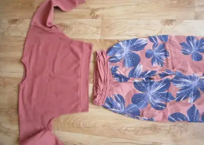 Set mikina a kalhoty s pružným pasem, vel. S/M