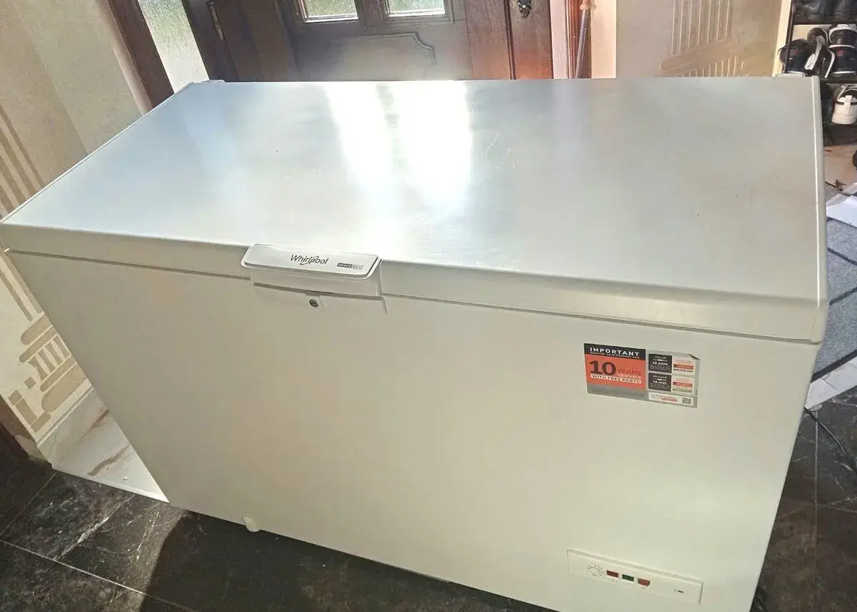 Pultovy Mrazak Whirpool / 460 litrů