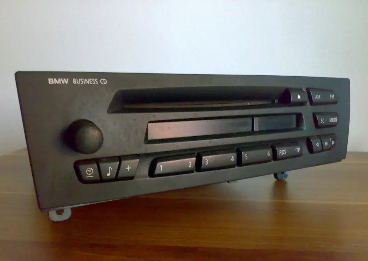 Autorádio BMW,Mitsubishi,Blaupunkt.