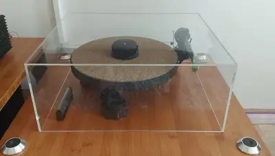 Gramofon Avid Ingenium