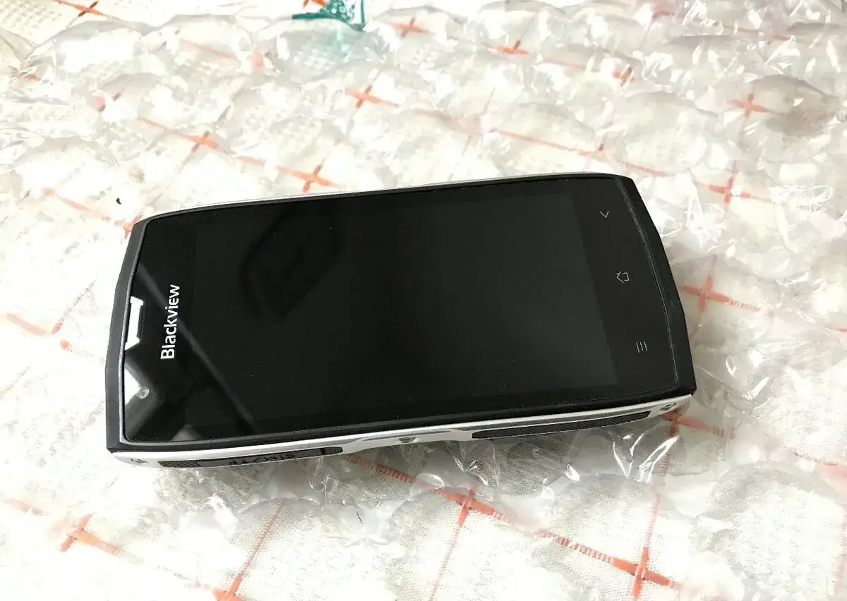 Blackview BV7000Pro - odolný telefon