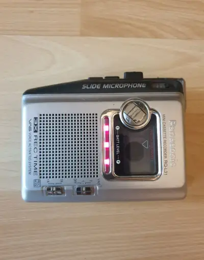 Kazetový diktafon Panasonic RQ-L31