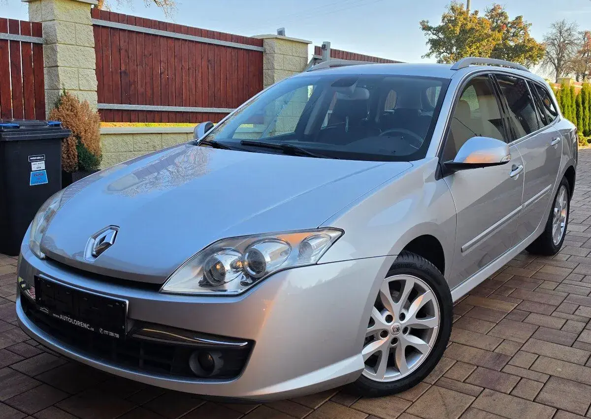 Renault Laguna – 220 850 km