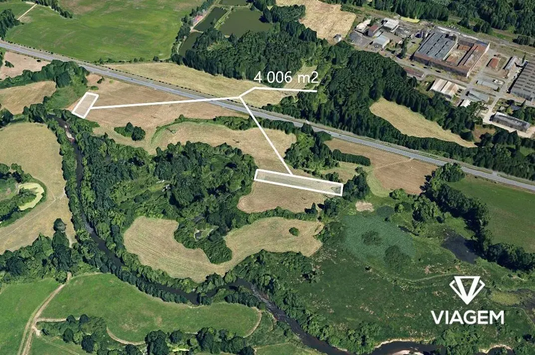 Pole 2 798 m², Podíl 17 % o výměře 466 m²