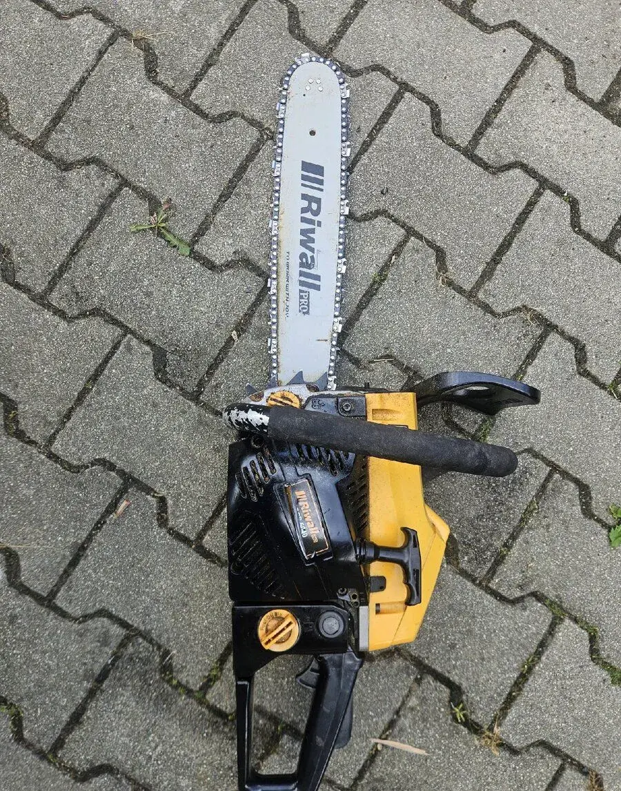 Motorová pila Riwall RPCS 5040