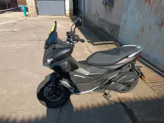 Aprilia sr gt 125 díly