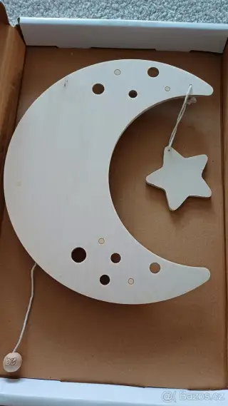 Dětská nástěnná dřevěná lampa - měsíc