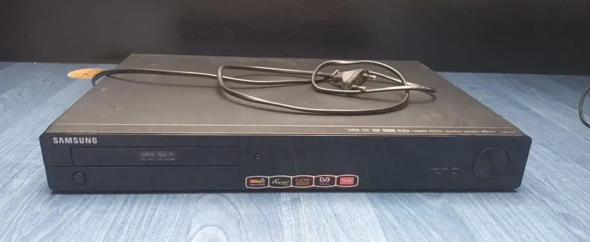 DVD/HDD rekordér DVD-SH873/EDC
