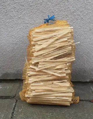 Třísky na podpal