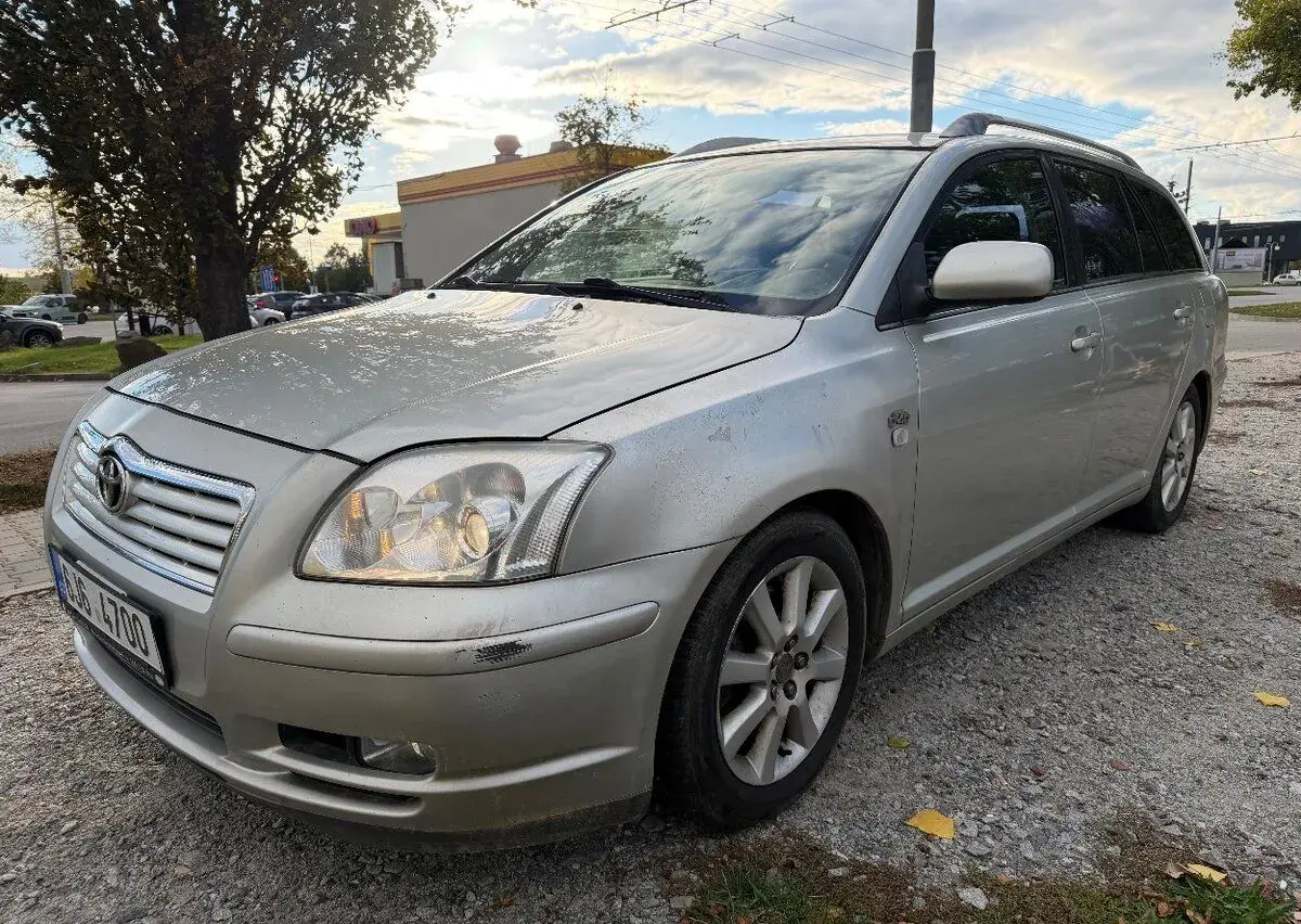 Toyota Avensis – 2004, 384 167 km