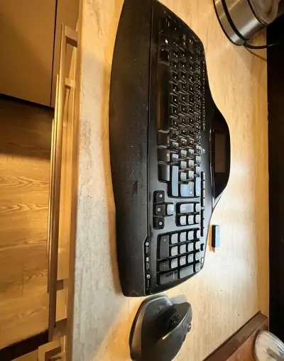 Logitech MX 5500 Cordless Revolution set – klávesnice + myš