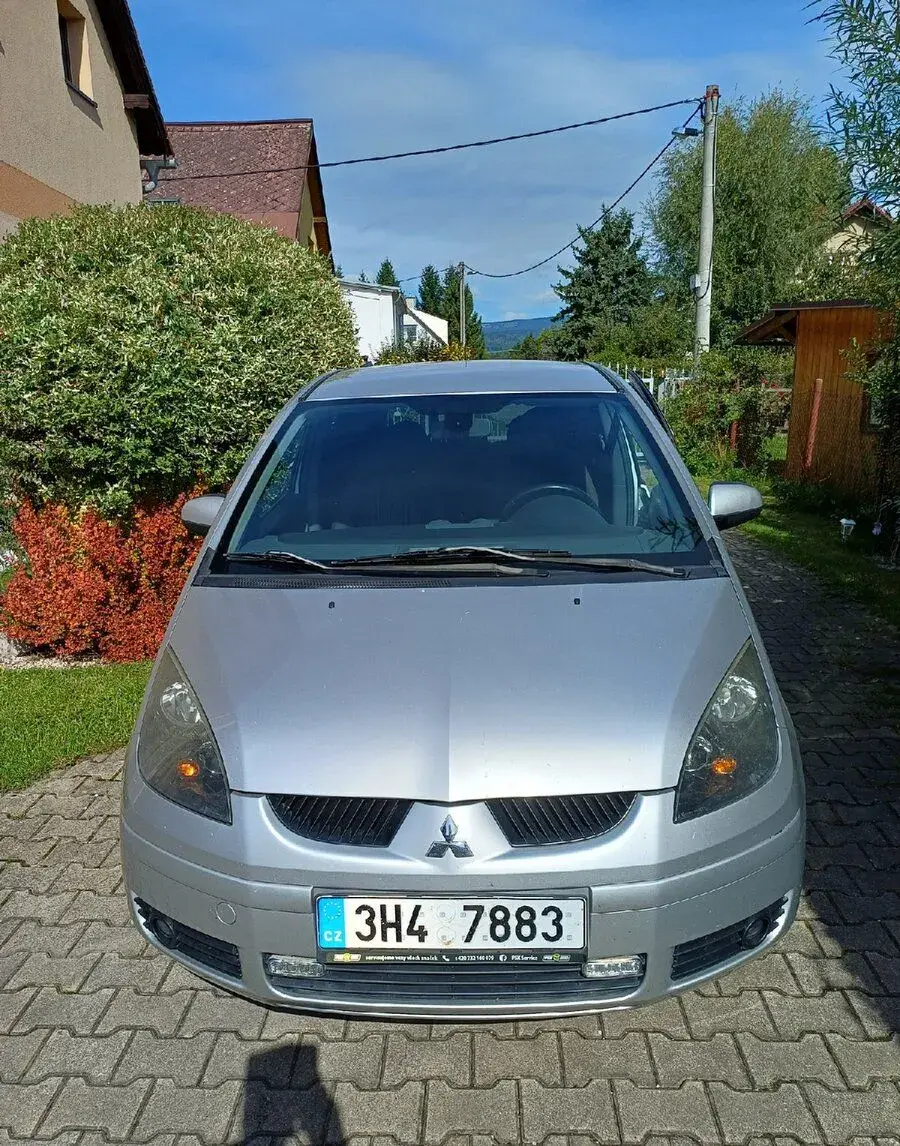 Mitsubishi Colt – 2008, 217 000 km