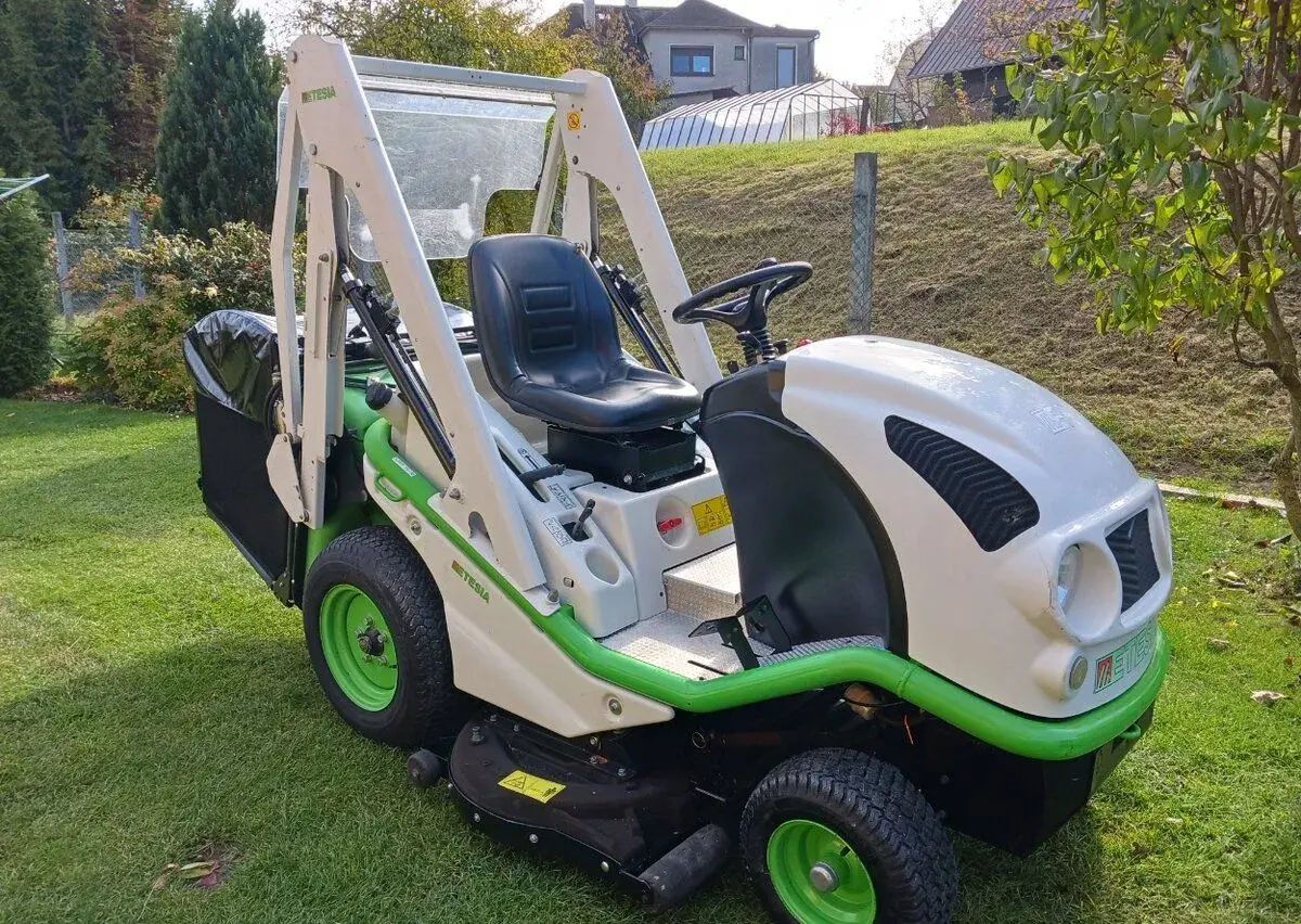 Zahradní traktor Etesia Buffalo H100 HVHP