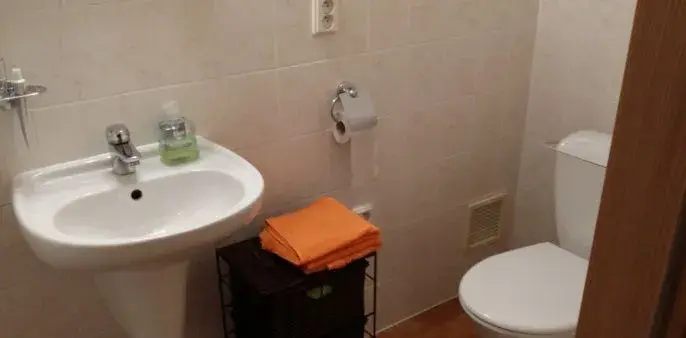 Ubytování v apartmá až pro 4 osoby 10km od Plzně