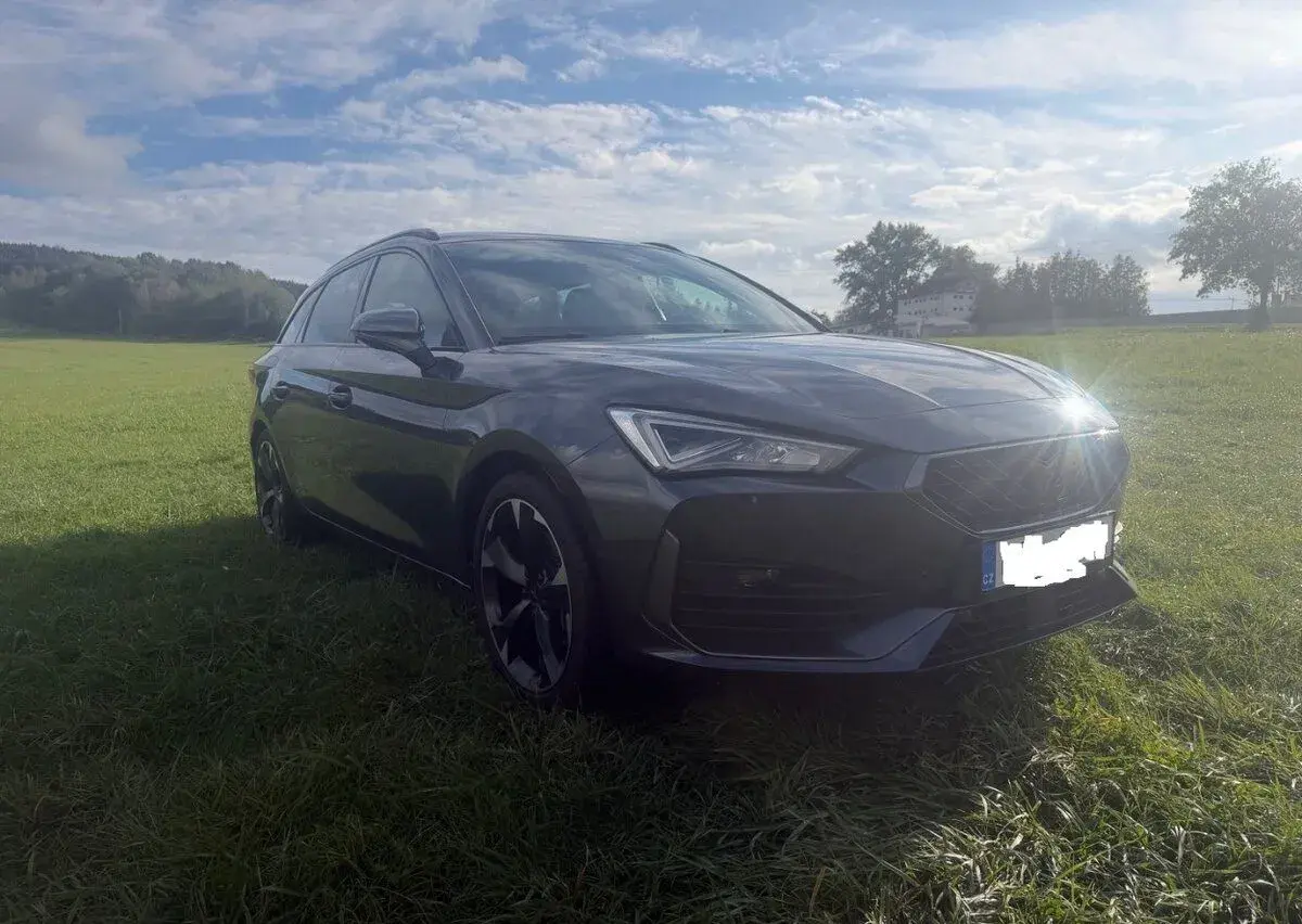 Cupra Leon – 2024, 25 600 km