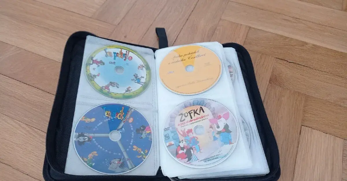 DVD s dětskými pořady - 40 kusů
