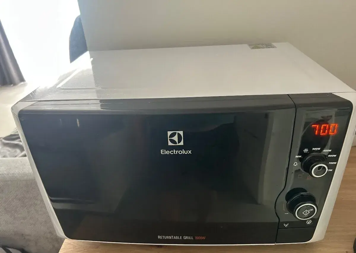 Electrolux EMS21400W