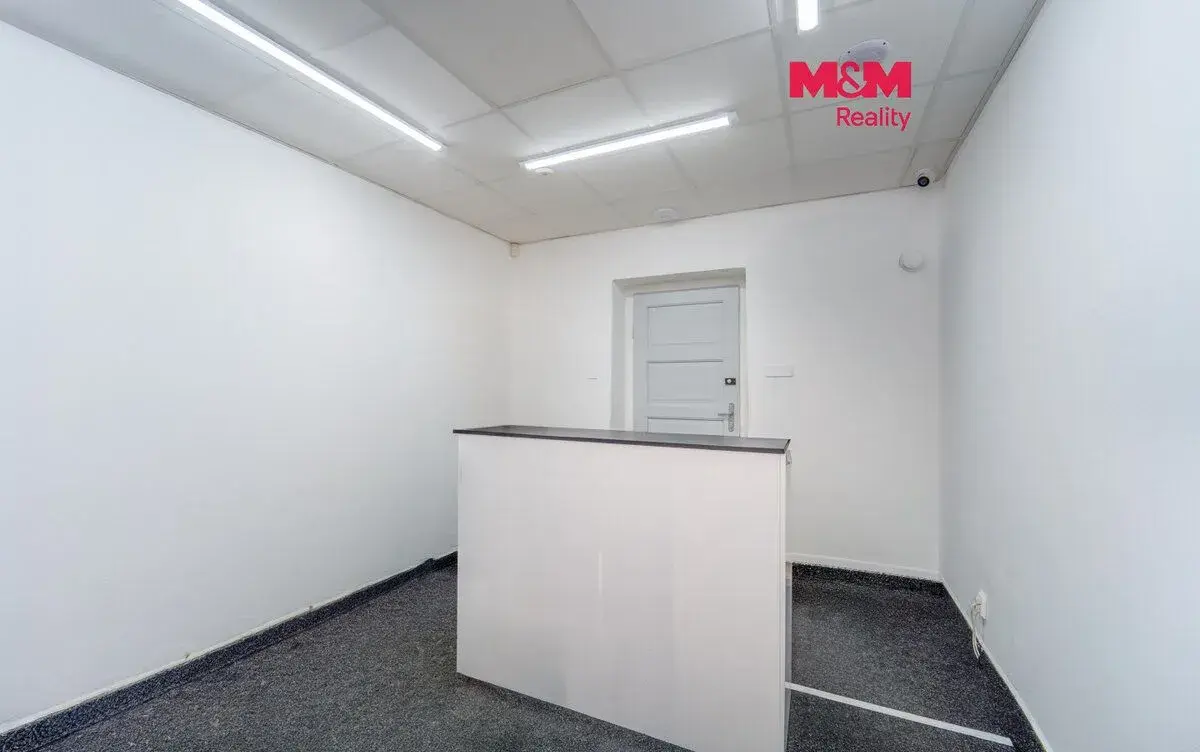 Pronájem obchod a služby, 43 m², Plzeň, ul. Koterovská