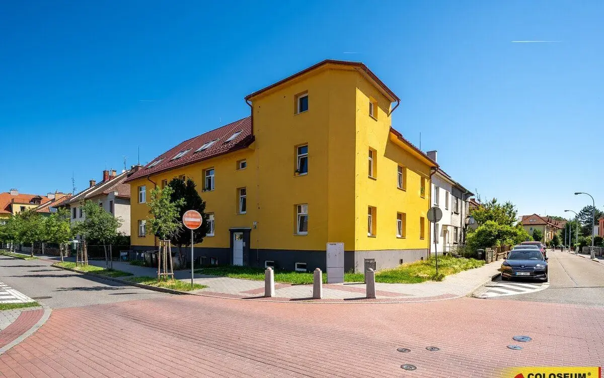 Brno - Komárov, byt DB 1+kk 39m², sklepní kóje - byt