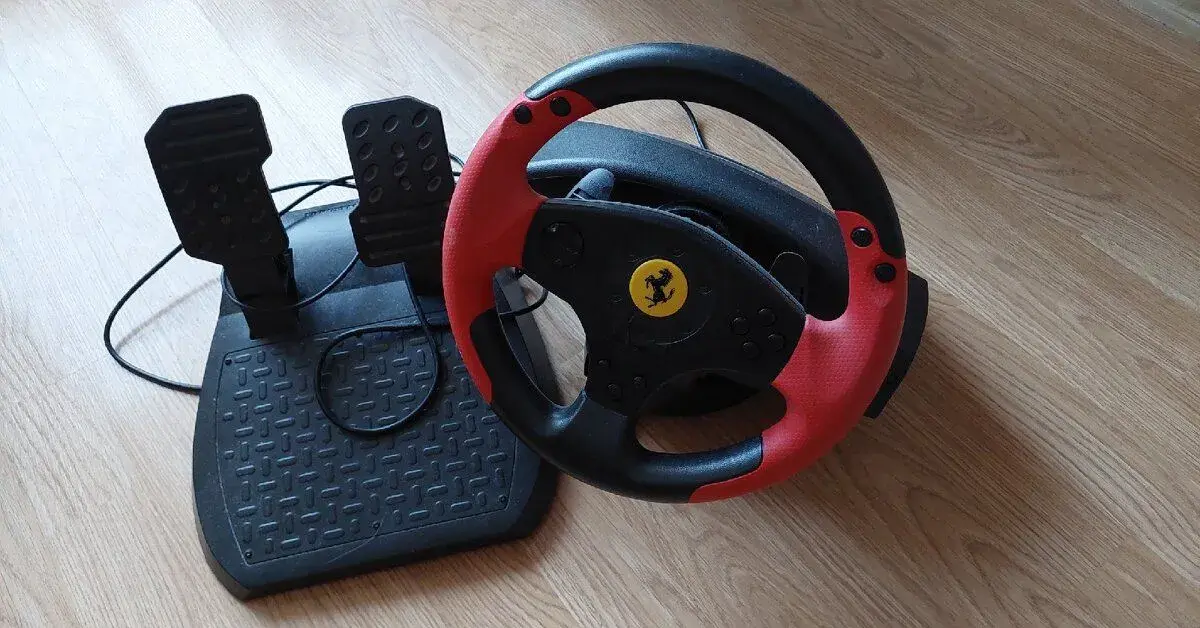 Volant Thrustmaster Ferrari Racing Wheel