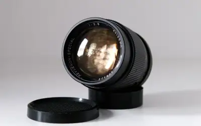 Revuenon special 135mm f/2.8 - (M42)