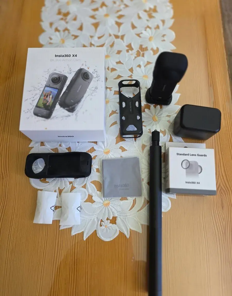 Insta360 X4 – Kompletní set v stavu