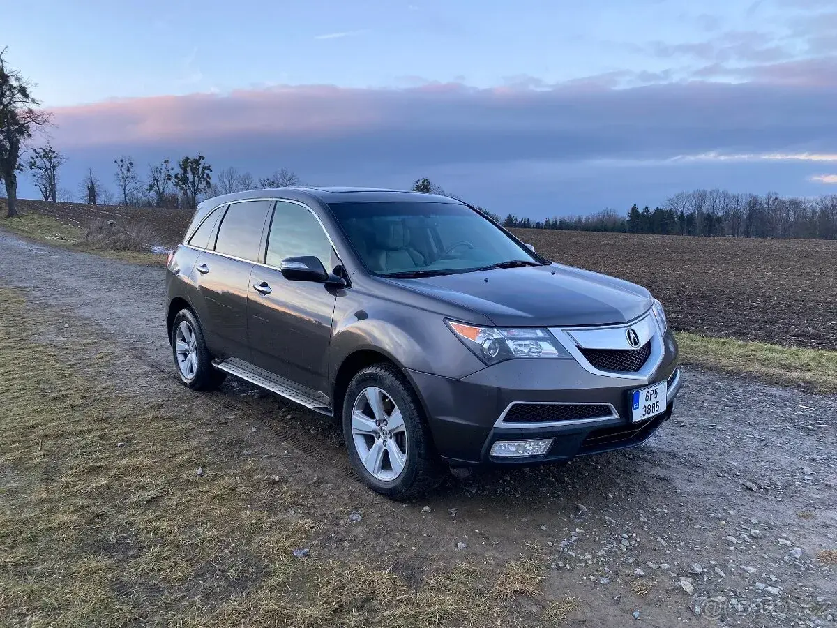 Acura MDX 3.7 V6 AWD | 7 míst | 300 hp