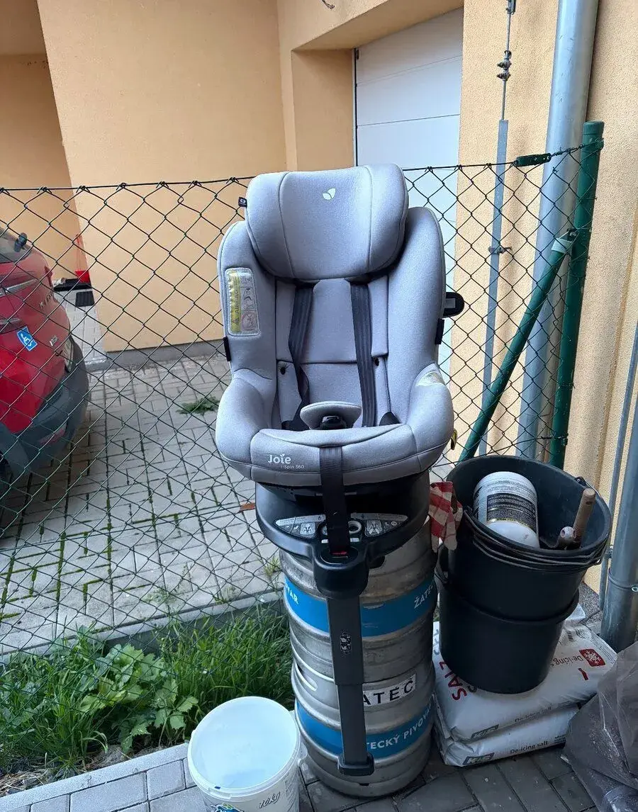 Sedačka s isofix
