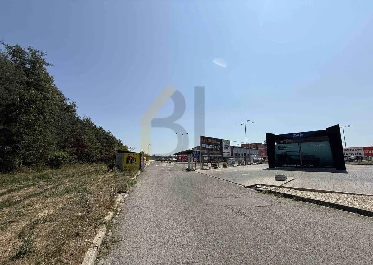 Pronájem komerčního pozemku 1000m2, Brněnská, Hodonín