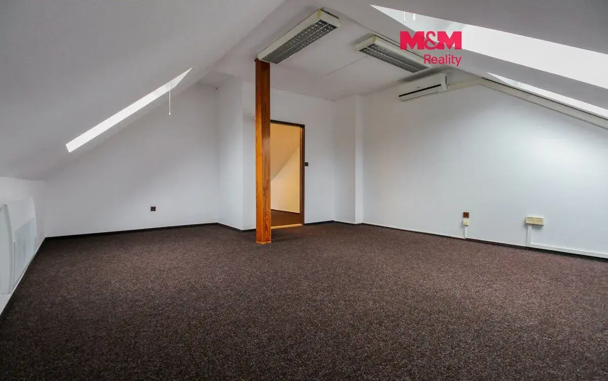 Pronájem kanceláří, 27 m², Jeseník, ul. nám. Svobody