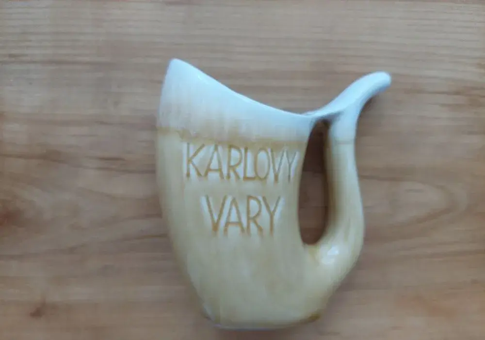 Retro vintage lázeňský hrnek Karlovy Vary lázně karlovarská