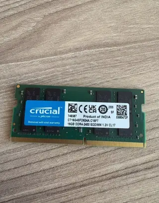 Crucial DDR4 16GB
