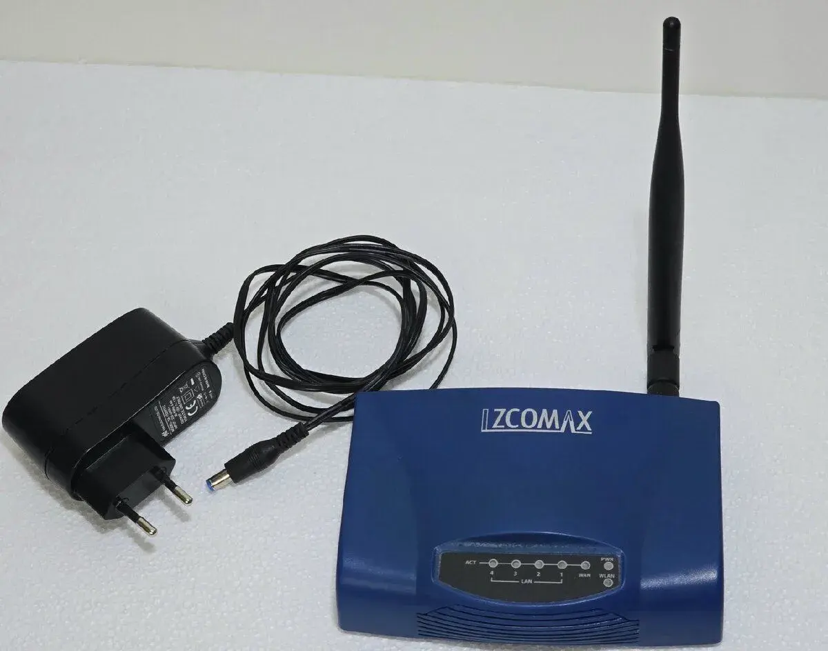 Router Zcomax PANWA2204A. VR,Rudník,TU. Balíkovna 85Kč.
