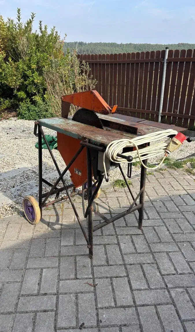 NAREX VOP 35 cirkulárka + hoblovka 380 V – funkční