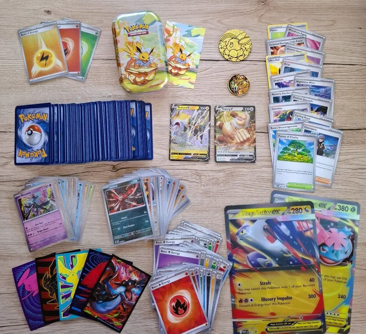 Pokémon sady s plechovou krabičkou (tin) Eevee evoluce