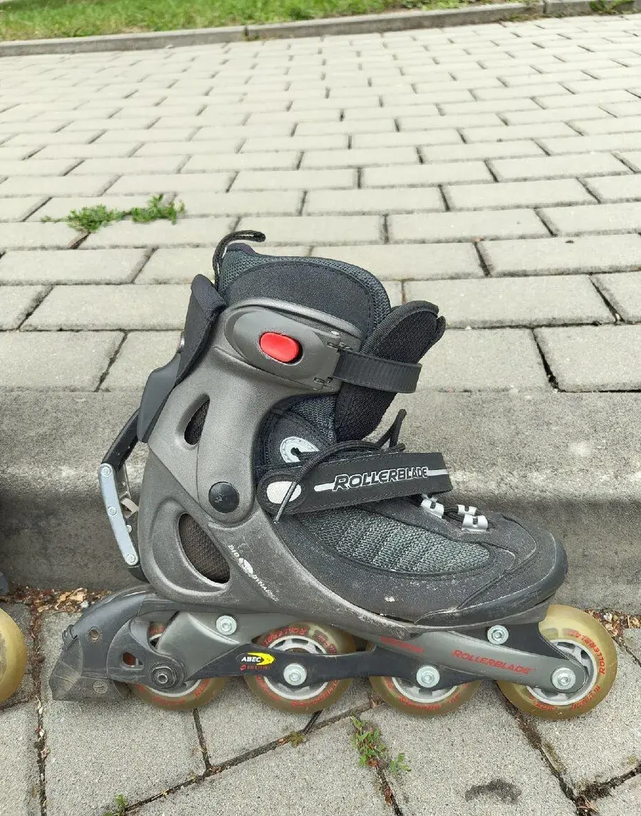 Kolečkové brusle Rollerblade