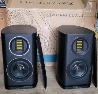 Reproduktory Wharfedale Evo 4.1 černé