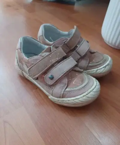 Tenisky vel.25 Lasocki