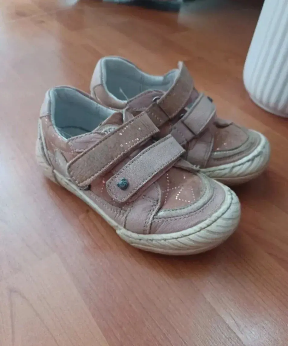 Tenisky vel.25 Lasocki