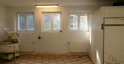 Pronájem prostor 120m2 Střelice u Brna