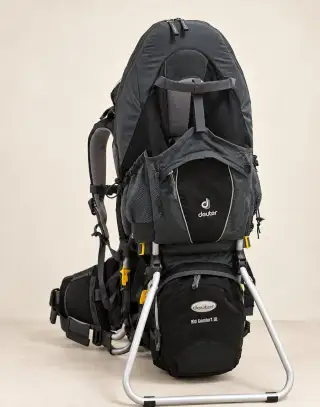Půjčím dětskou turistickou krosnu Deuter Kid Comfort III