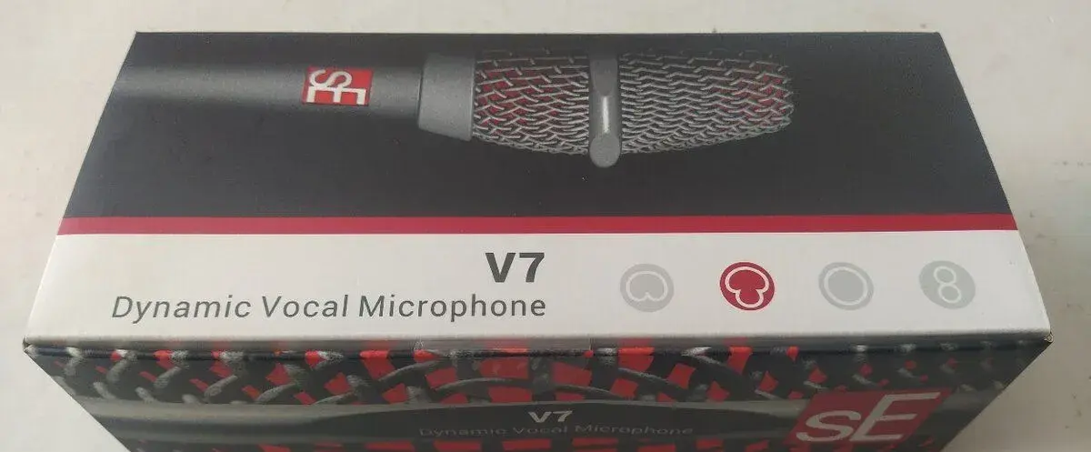 K prodeji špičkový zpěvový mikrofon sE V7.